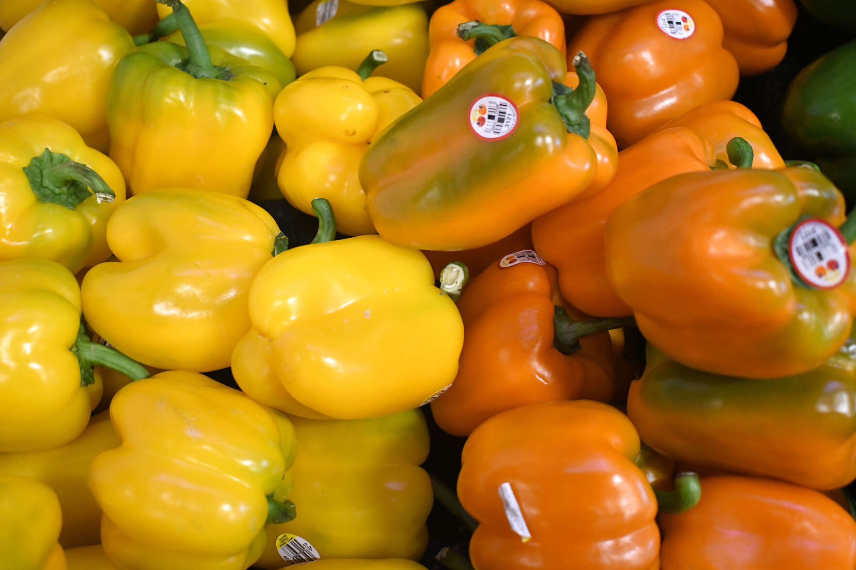 PEPPERS399499.jpg